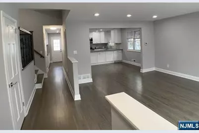 1050 Harvard Place, Fort Lee, NJ 07024 - Photo 1
