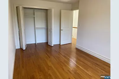 236 Myrtle Avenue 236 #236, Fort Lee, NJ 07024 - Photo 8
