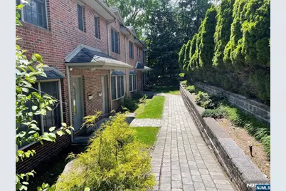236 Myrtle Avenue 236 #236, Fort Lee, NJ 07024 - Photo 16