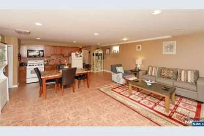 120 Corabelle Avenue, Lodi, NJ 07644 - Photo 40