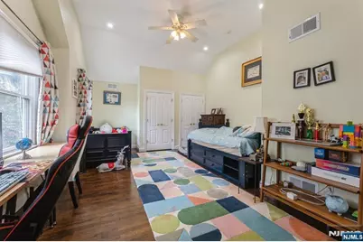 107 Hudson Avenue, Tenafly, NJ 07670 - Photo 30