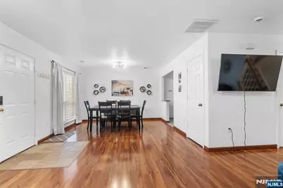 1143 Stafford Street, Mahwah, NJ 07430 - Photo 6