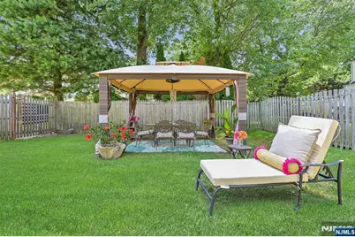 22 Center Street, Closter, NJ 07624 - Photo 16