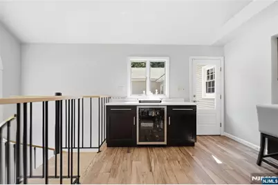 19 Robin Road, Mahwah, NJ 07430 - Photo 14