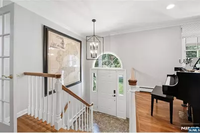 19 Robin Road, Mahwah, NJ 07430 - Photo 4