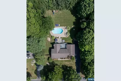 19 Robin Road, Mahwah, NJ 07430 - Photo 42