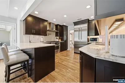 19 Robin Road, Mahwah, NJ 07430 - Photo 12
