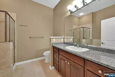 22 Ave At Port Imperial 512 #512, West New York, NJ 07093 - Photo 18