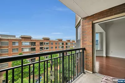 22 Ave At Port Imperial 512 #512, West New York, NJ 07093 - Photo 22