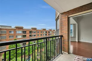 22 Ave At Port Imperial 512, West New York, NJ 07093 - Photo 22