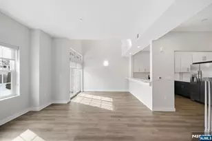 764 New Bridge Road 2H, Teaneck Township, NJ 07666 - Photo 8