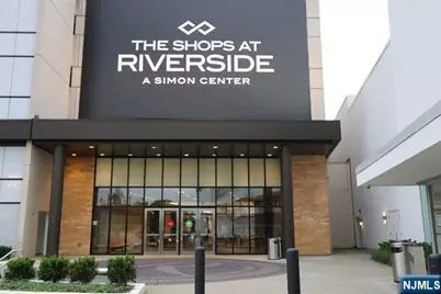 764 New Bridge Road 2H #2H, Teaneck Township, NJ 07666 - Photo 2