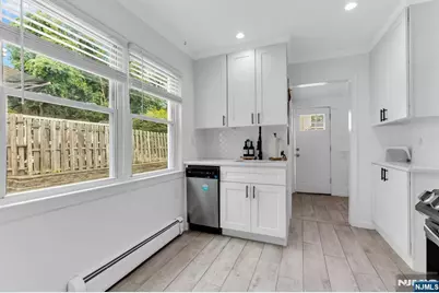 200 Cedar Street, Ridgefield Park, NJ 07660 - Photo 8