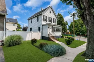 200 Cedar St, Ridgefield Park, NJ 07660 - Photo 2