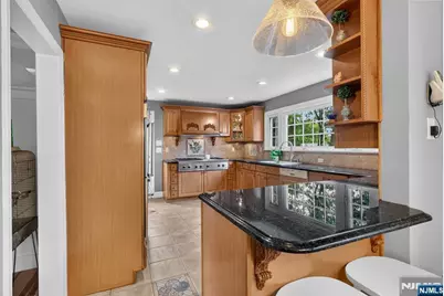 415 Lincoln Avenue, Glen Rock, NJ 07452 - Photo 20