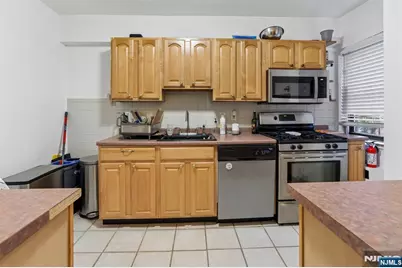 3020 Edwin Avenue 2C #2C, Fort Lee, NJ 07024 - Photo 12