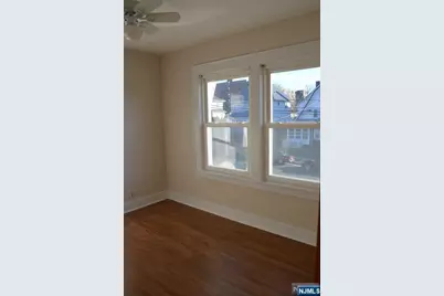 217 Tontine Avenue 2 #2, Lyndhurst Township, NJ 07071 - Photo 12