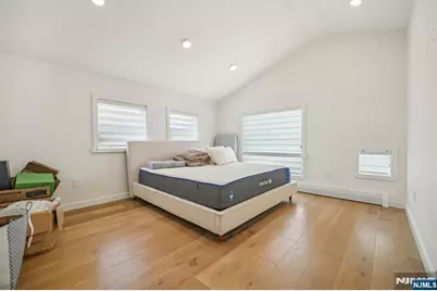 66B Henry Avenue, Palisades Park, NJ 07650 - Photo 22