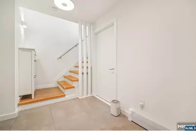 66B Henry Avenue, Palisades Park, NJ 07650 - Photo 4