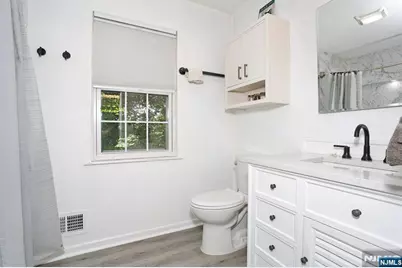 14 Birdseye Circle, Wayne, NJ 07470 - Photo 28