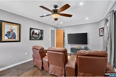 59 Glenwood Avenue, Bloomfield, NJ 07003 - Photo 8