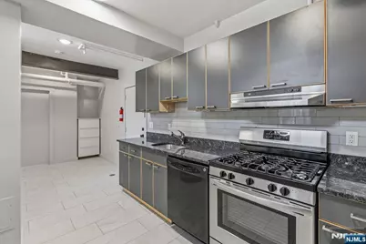 50 Reservoir Avenue B1 #B1, Jersey City, NJ 07307 - Photo 4