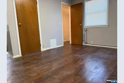 28 Union Street 3 #3, Montclair, NJ 07042 - Photo 2