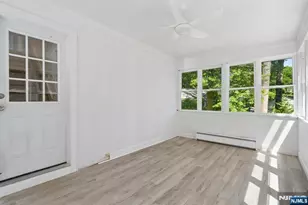 72 Sparrowbush Rd, Upper Saddle River, NJ 07458 - Photo 18
