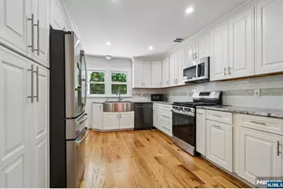 72 Sparrowbush Road, Upper Saddle River, NJ 07458 - Photo 8