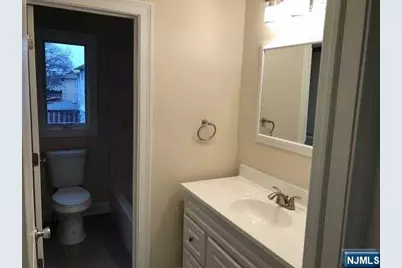 46 Blauvelt Place, Hackensack, NJ 07601 - Photo 18