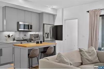56 Reservoir Avenue 1 #1, Jersey City, NJ 07307 - Photo 6
