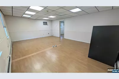 245 Union Street, Lodi, NJ 07644 - Photo 10