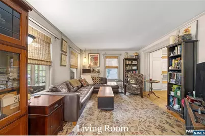 332 Harold Avenue, Leonia, NJ 07605 - Photo 8
