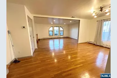 408A Catherine Street, Fort Lee, NJ 07024 - Photo 2