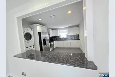 815 Fairview Lane 2nd Fl #2nd FL, Fort Lee, NJ 07024 - Photo 12