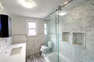 815 Fairview Ln 2nd Fl, Fort Lee, NJ 07024 - Photo 4