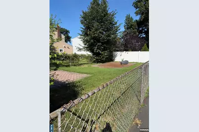 67 Rowland Avenue, Hackensack, NJ 07601 - Photo 4