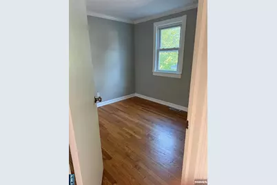 67 Rowland Avenue, Hackensack, NJ 07601 - Photo 20