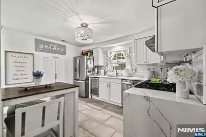 10 Dale Drive, Fairfield, NJ 07004 - Photo 18