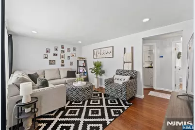 10 Dale Drive, Fairfield, NJ 07004 - Photo 6