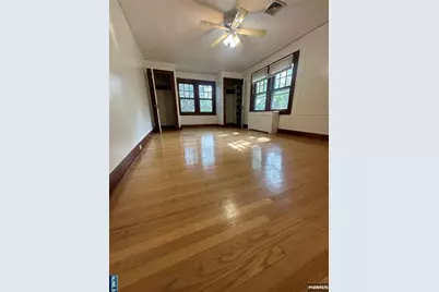 325 Bogert Avenue, Ridgewood, NJ 07450 - Photo 32