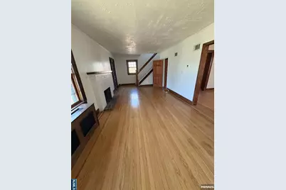 325 Bogert Avenue, Ridgewood, NJ 07450 - Photo 18