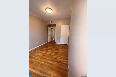 256 Undercliff Avenue 1 #1, Edgewater, NJ 07020 - Photo 18