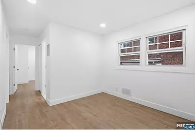 284 2nd Avenue, Newark, NJ 07107 - Photo 6