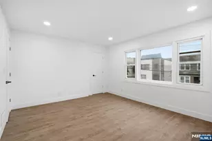 284 2nd Ave, Newark, NJ 07107 - Photo 20