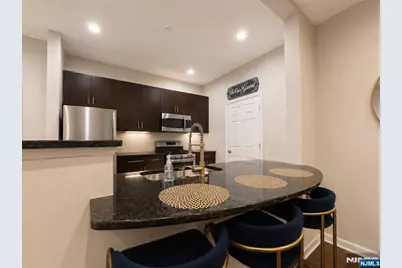 1123 Riverview Avenue 123 #123, Englewood, NJ 07631 - Photo 8