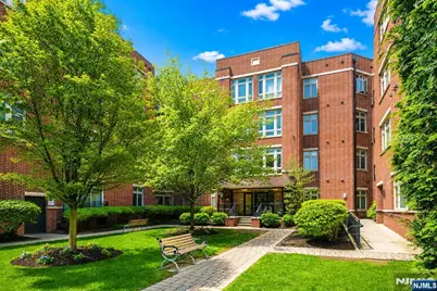 1123 Riverview Avenue 123 #123, Englewood, NJ 07631 - Photo 2