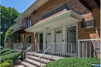 15 Cottage Unit 15-1B #Unit 15-1B, Midland Park, NJ 07432 - Photo 2