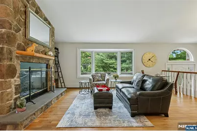 68 Lake Street, Upper Saddle River, NJ 07458 - Photo 6