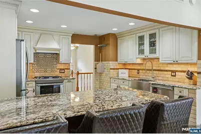 68 Lake Street, Upper Saddle River, NJ 07458 - Photo 16